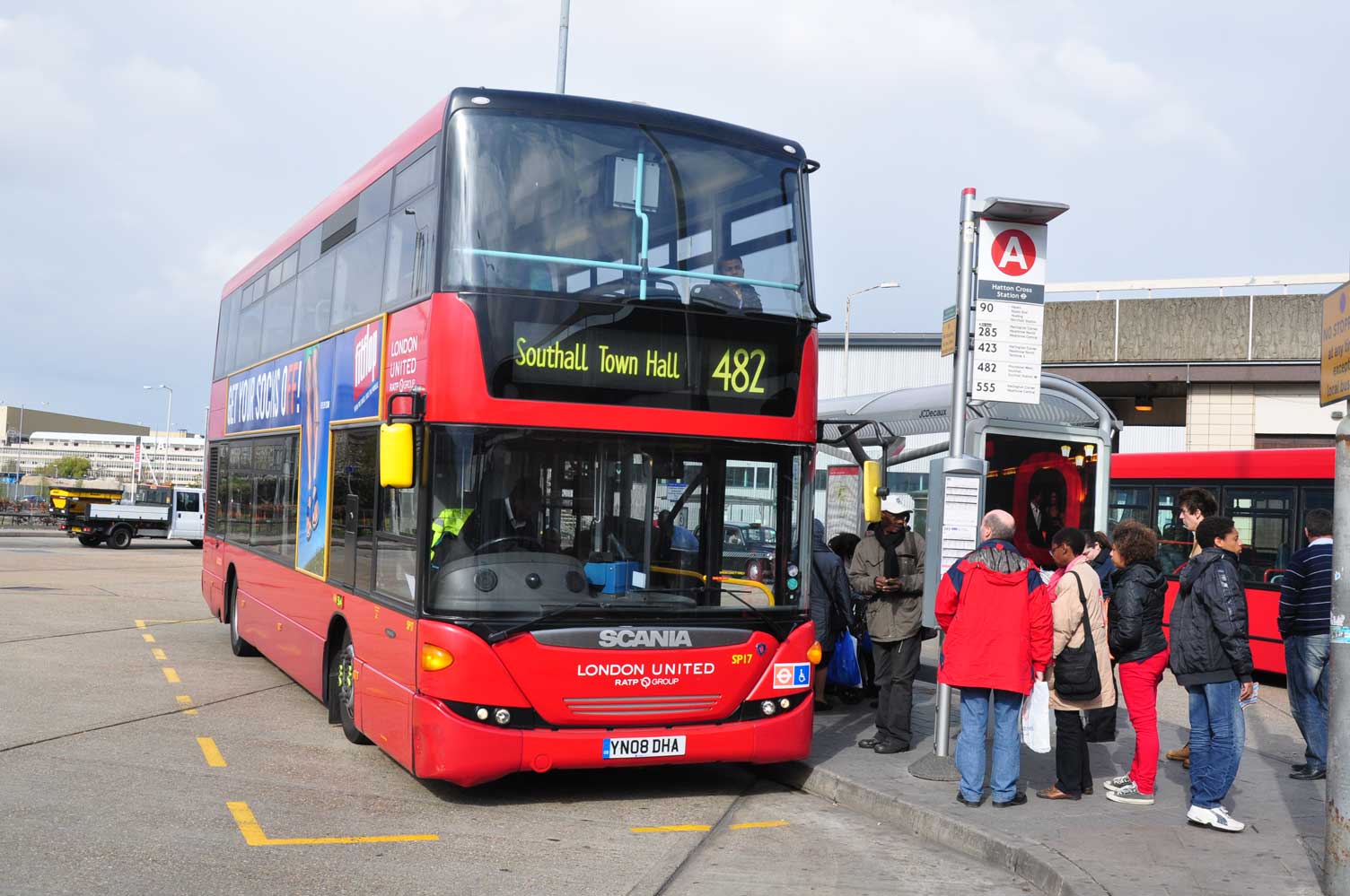 london-bus-route-482