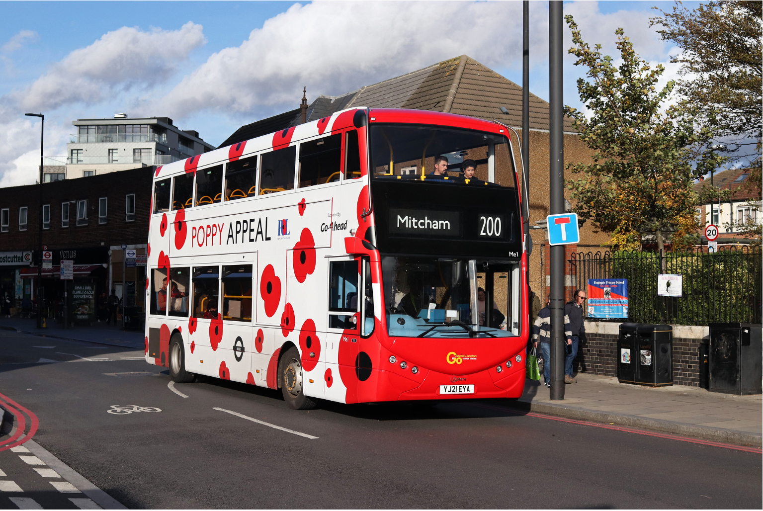 London Bus Route 200